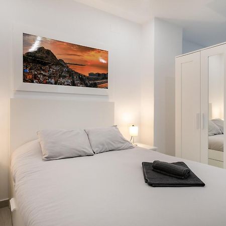 Alison'S Apartment Alicante Exteriör bild