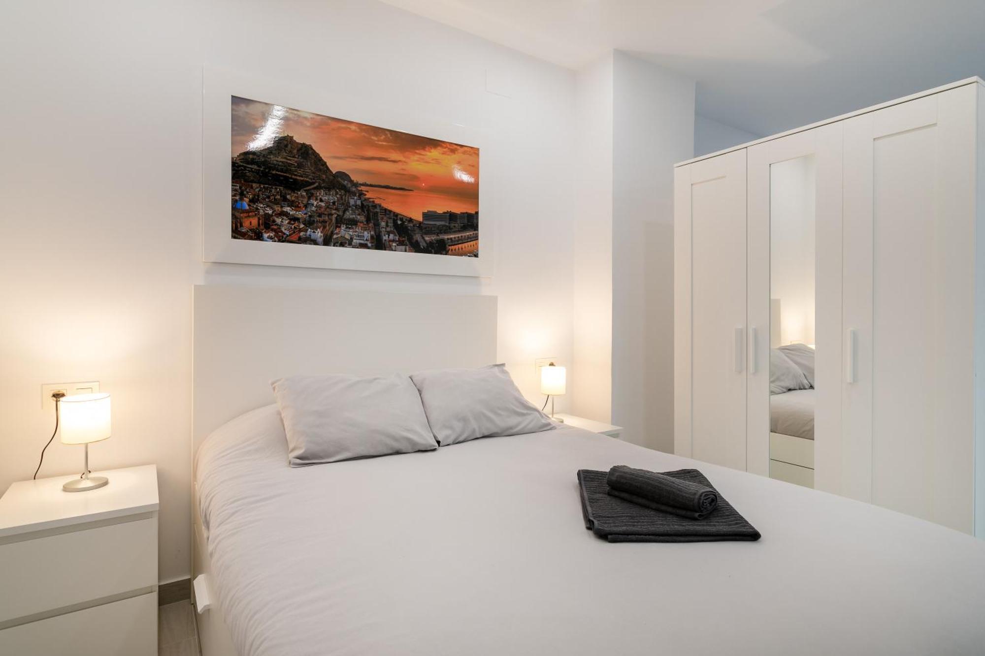 Alison'S Apartment Alicante Exteriör bild